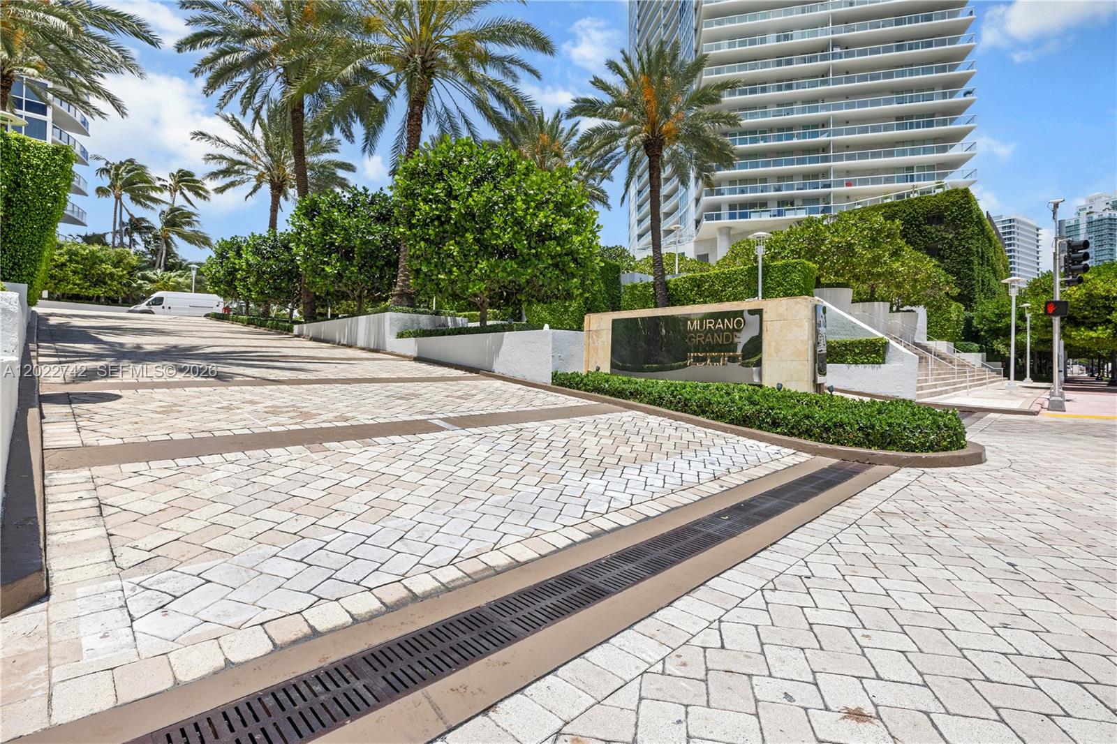 400 Alton Road, Unit 907 Miami Beach, FL 33139 - Photo 26 of 52