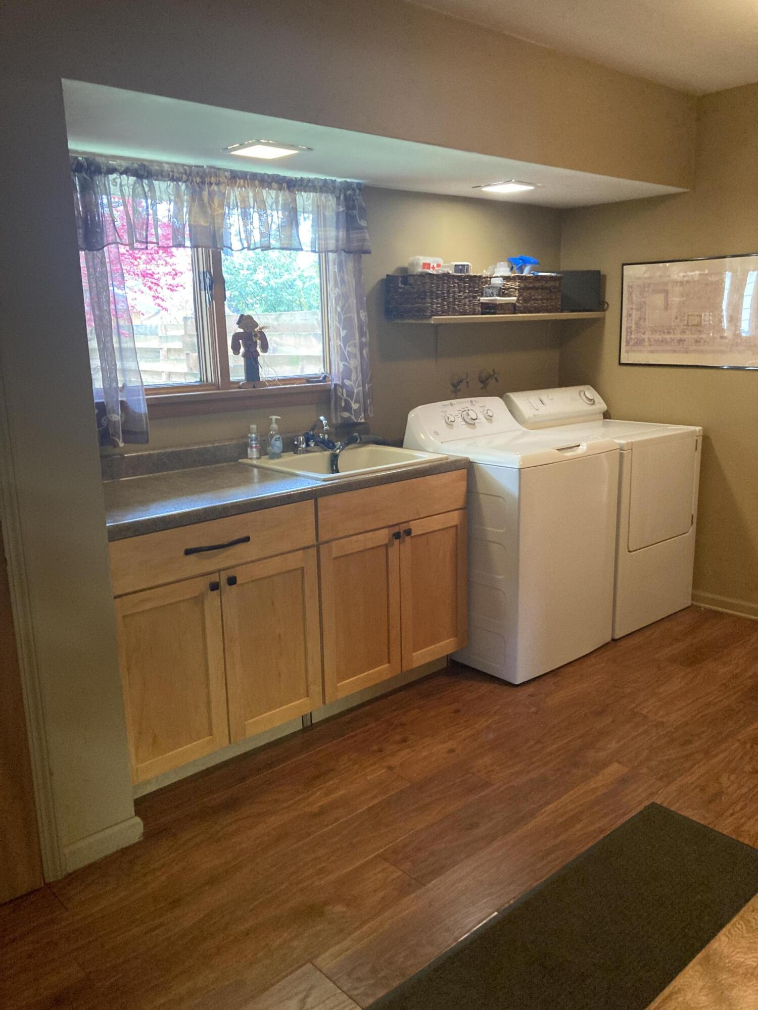 303 East Ridge Road Griffith, IN 46319 - Photo 21 of 74 1500x2000
