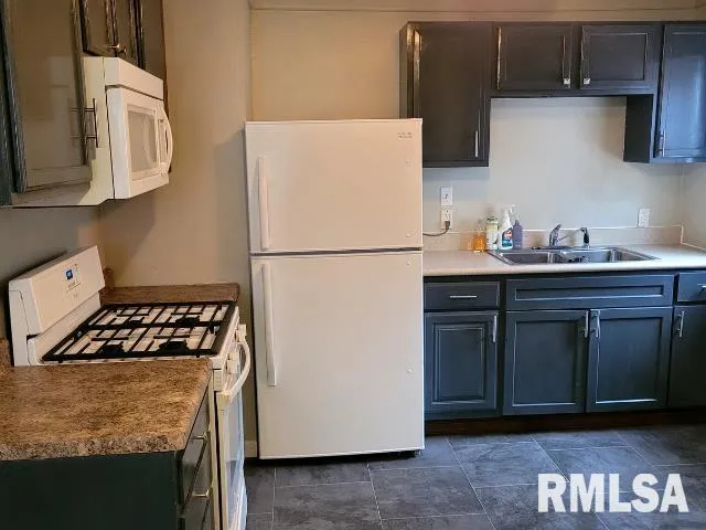 $1,100 | 12 Gettysburg Drive, Springfield, IL 62702