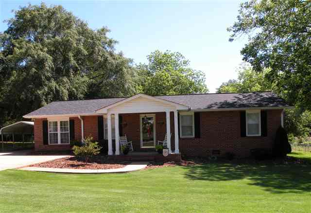 1305 Oak Drive Pendleton, SC 29670 - Photo 1 of 10 Gallery Image 1