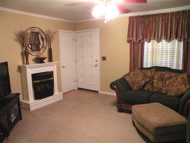 1305 Oak Drive Pendleton, SC 29670 - Photo 2 of 10 Gallery Image 2