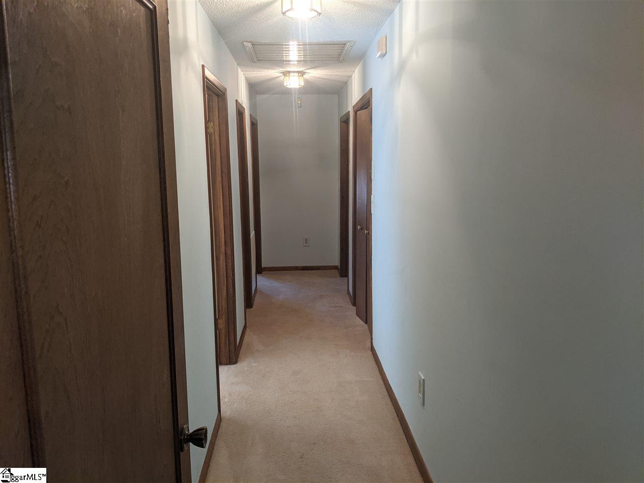 401 Quail Run Circle Fountain Inn, SC 29644 - Photo 20 of 26 Gallery Image 20