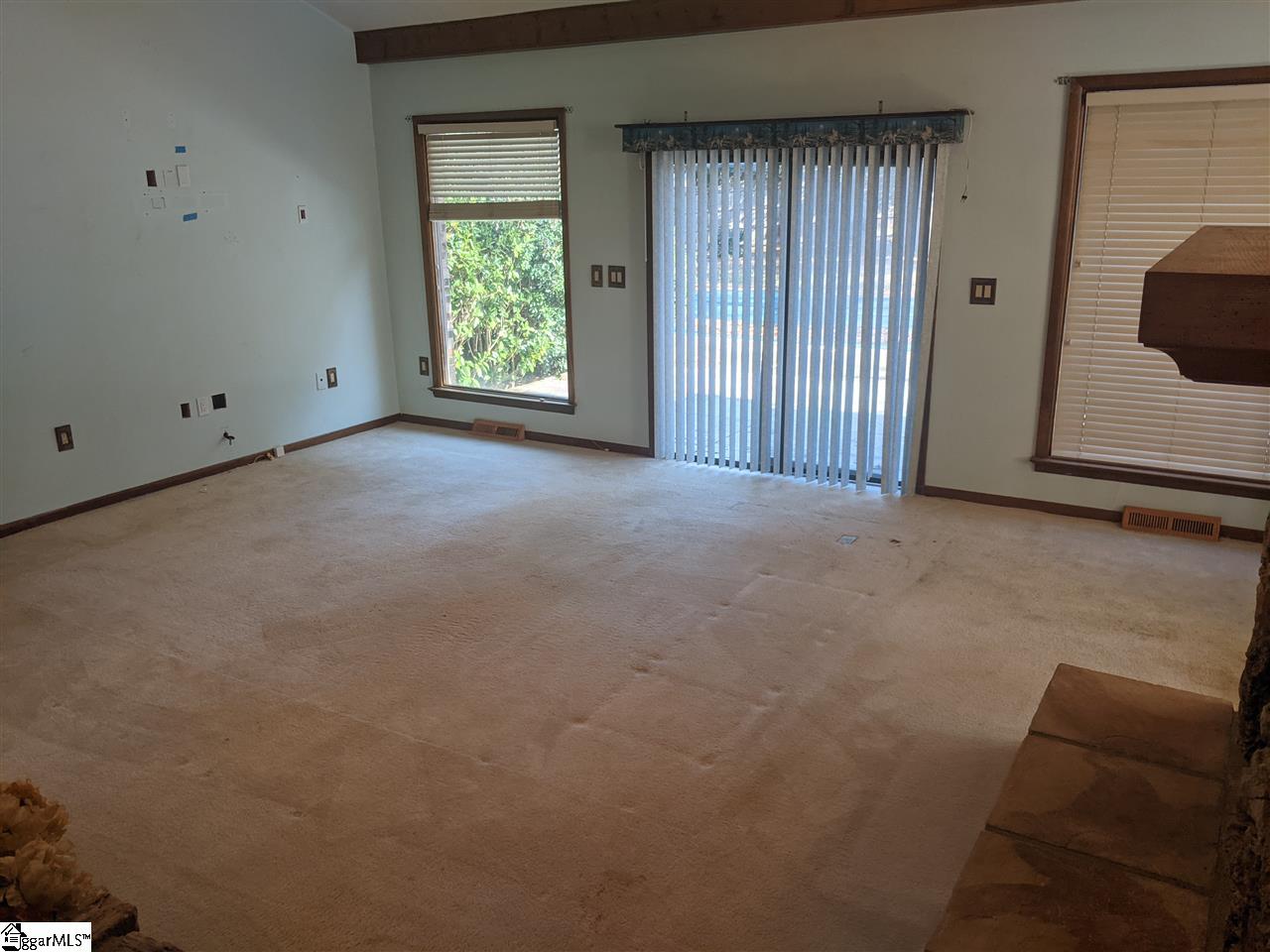 401 Quail Run Circle Fountain Inn, SC 29644 - Photo 5 of 26 Gallery Image 5