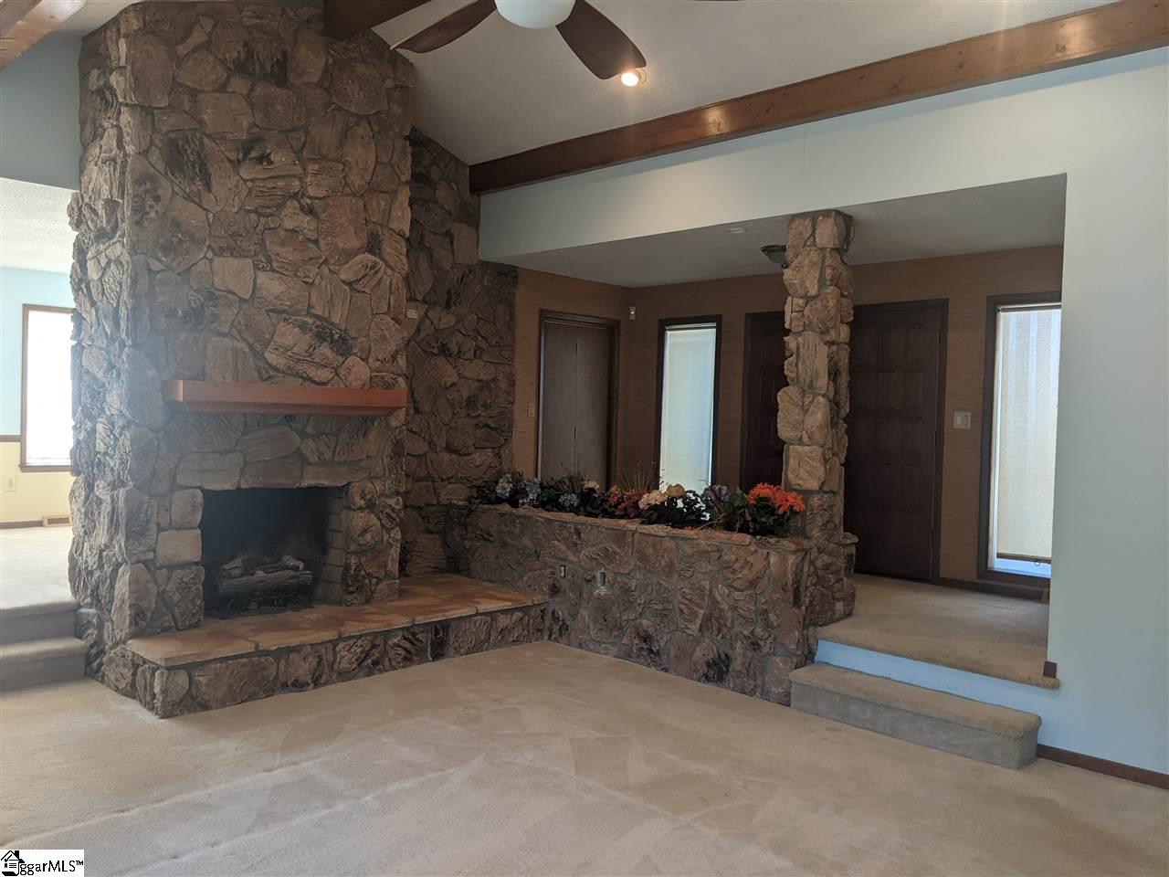 401 Quail Run Circle Fountain Inn, SC 29644 - Photo 7 of 26 Gallery Image 7