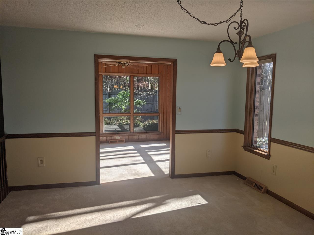 401 Quail Run Circle Fountain Inn, SC 29644 - Photo 8 of 26 Gallery Image 8