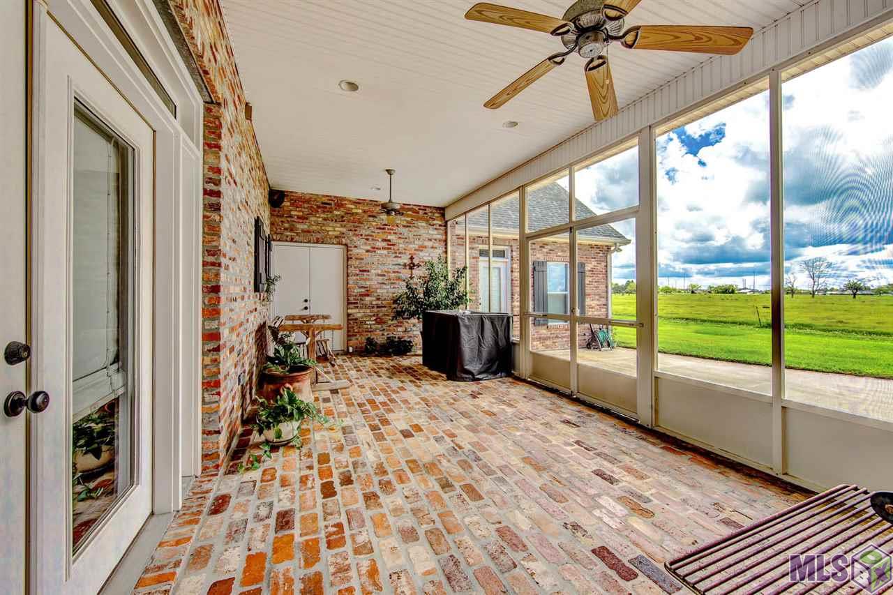 233 Rue De Levert Raceland, LA 70394 - Photo 8 of 33 Gallery Image 8