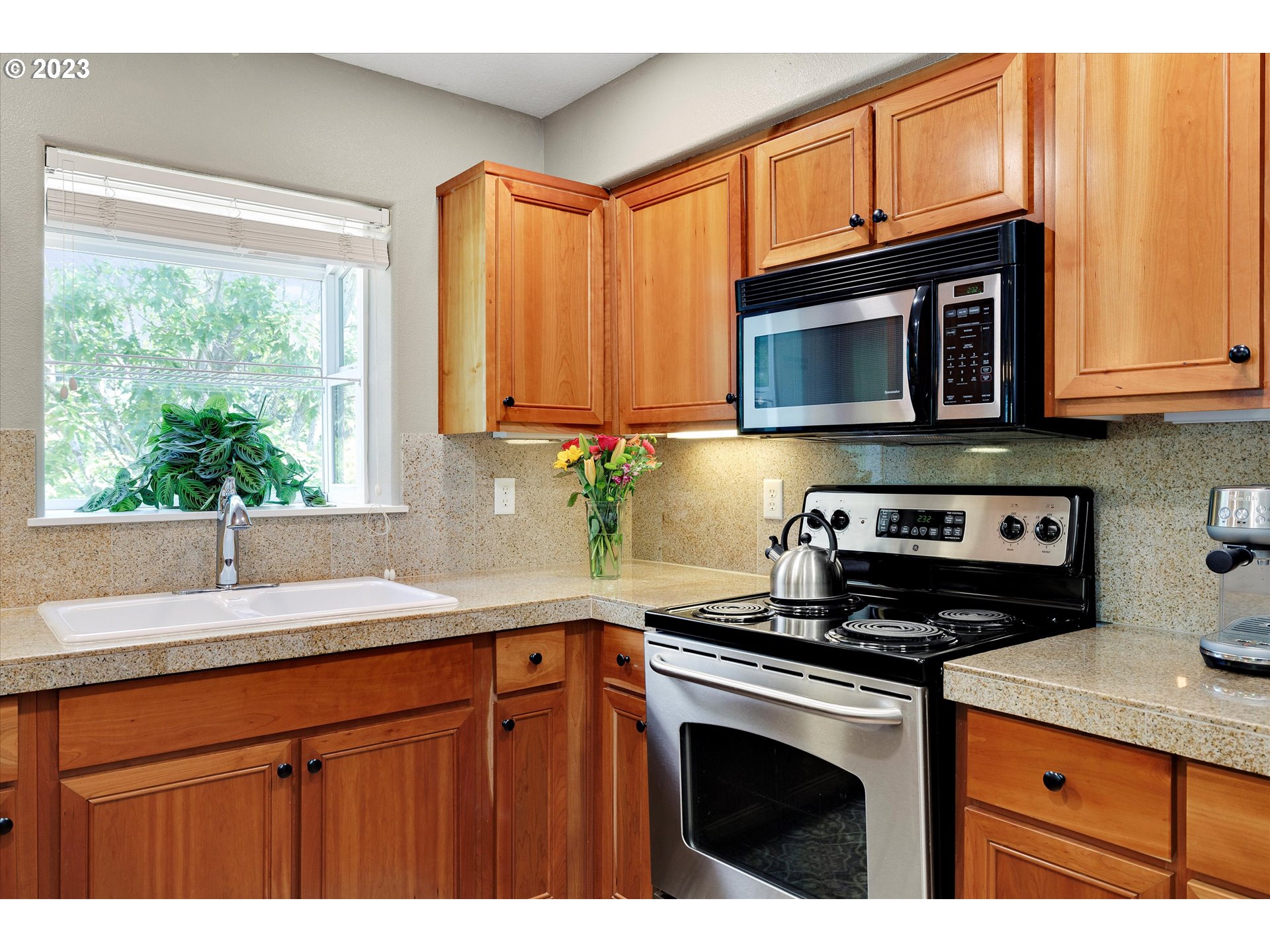 30326 Southwest Ruth Street, Unit 57 Wilsonville, OR 97070 - Photo 17 of 48 Gallery Image 17