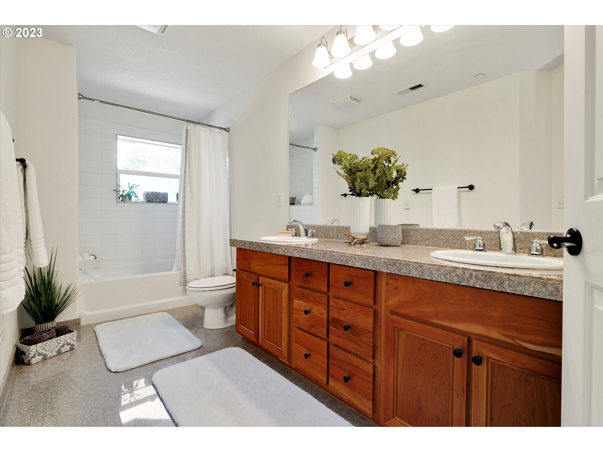 30326 Southwest Ruth Street, Unit 57 Wilsonville, OR 97070 - Photo 37 of 48 Gallery Image 37