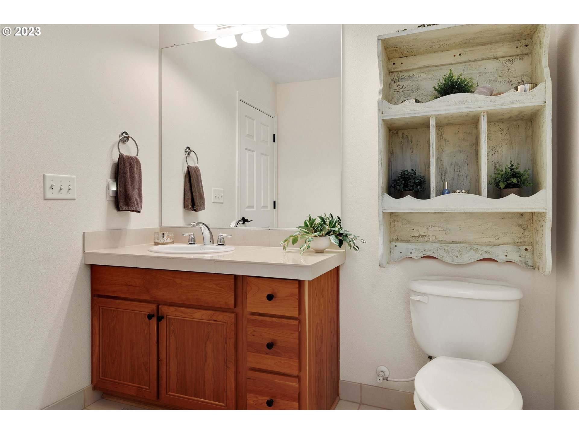30326 Southwest Ruth Street, Unit 57 Wilsonville, OR 97070 - Photo 9 of 48 Gallery Image 9