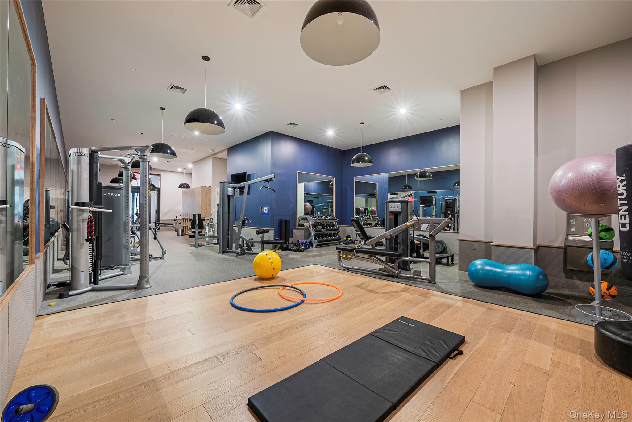 133 Beach Street, Unit 5K Queens, NY 11694 - Photo 5 of 43