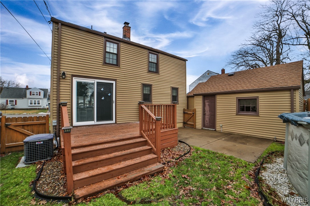 31 Rye Place Tonawanda, NY 14150 - Photo 6 of 28