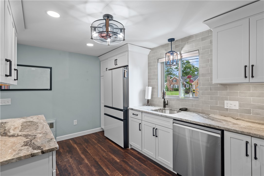 76 Sweetfern Road Warwick, RI 02888 - Photo 11 of 32