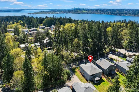 $1,990,000 | 7226 Northeast 129th Street, Kirkland, WA 98034