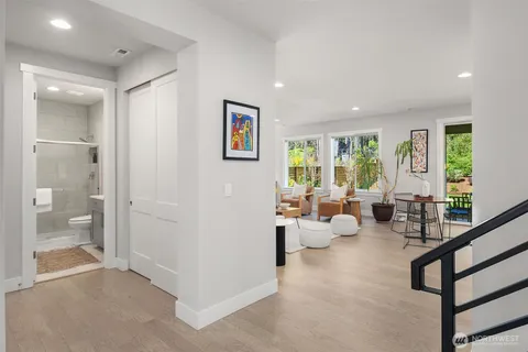 $1,990,000 | 7226 Northeast 129th Street, Kirkland, WA 98034