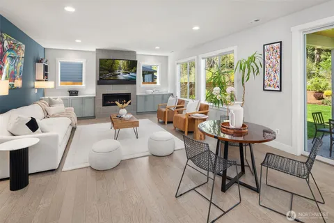 $1,990,000 | 7226 Northeast 129th Street, Kirkland, WA 98034