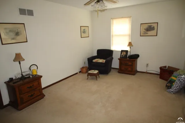 $369,950 | 21409 Mc Louth Road, McLouth, KS 66054