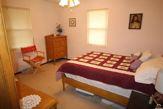 $369,950 | 21409 Mc Louth Road, McLouth, KS 66054