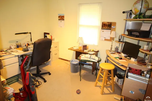 $369,950 | 21409 Mc Louth Road, McLouth, KS 66054