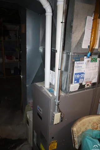 $369,950 | 21409 Mc Louth Road, McLouth, KS 66054