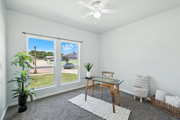 $339,800 | 1601 Jupiter Lane, Ennis, TX 75119