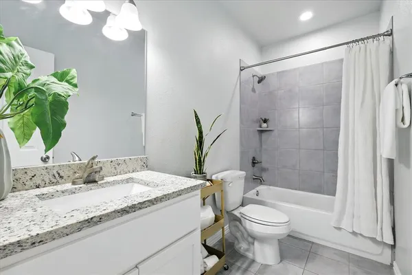 $339,800 | 1601 Jupiter Lane, Ennis, TX 75119