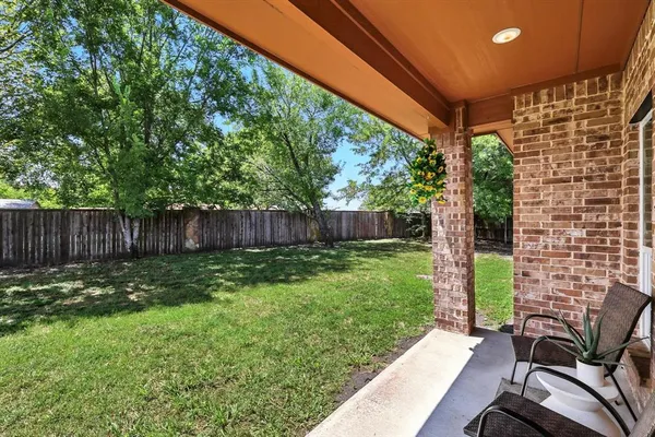 $339,800 | 1601 Jupiter Lane, Ennis, TX 75119