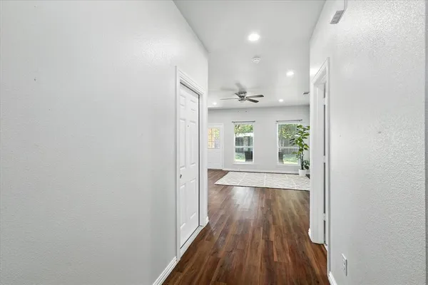 $339,800 | 1601 Jupiter Lane, Ennis, TX 75119