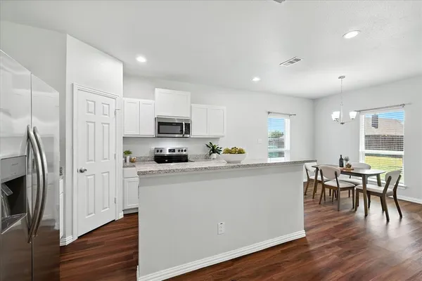 $339,800 | 1601 Jupiter Lane, Ennis, TX 75119