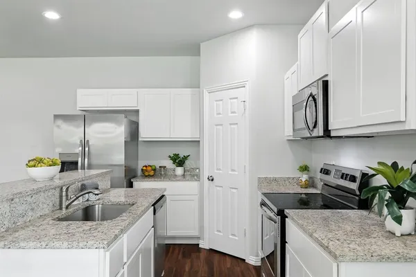 $339,800 | 1601 Jupiter Lane, Ennis, TX 75119