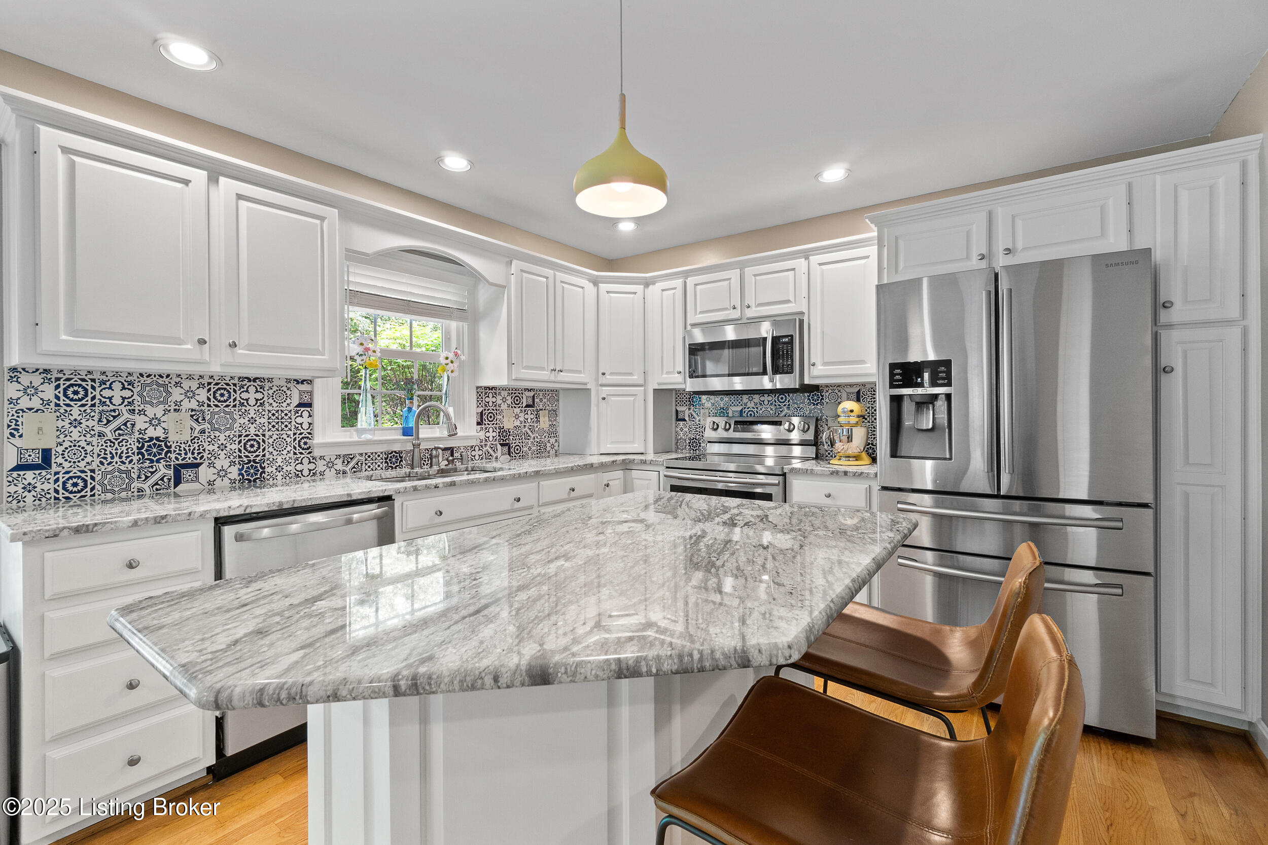10307 Stone School Road Prospect, KY 40059 - Photo 20 of 81 10307 Stone School Rd - Kitchen