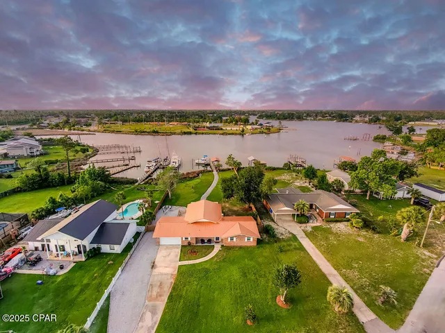 $634,900 | 6905 Hugh Drive, Panama City, FL 32404