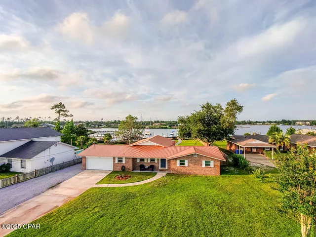 $634,900 | 6905 Hugh Drive, Panama City, FL 32404