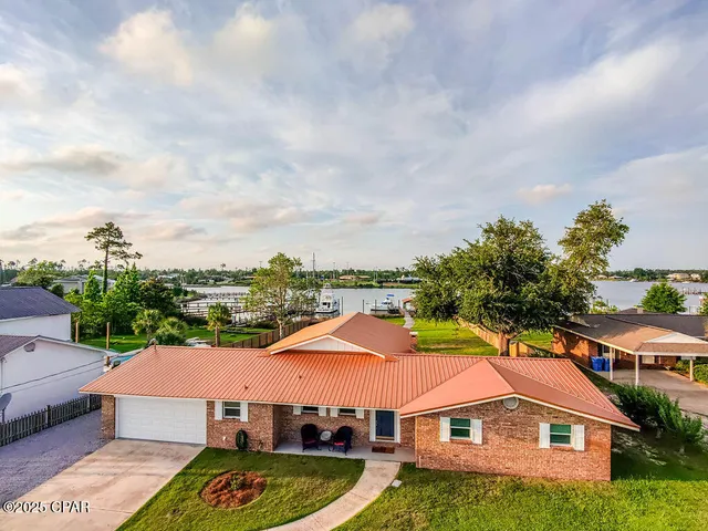 $634,900 | 6905 Hugh Drive, Panama City, FL 32404