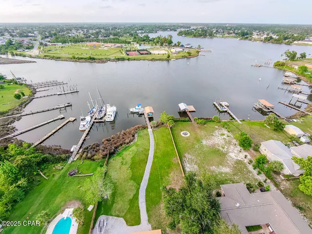 $634,900 | 6905 Hugh Drive, Panama City, FL 32404