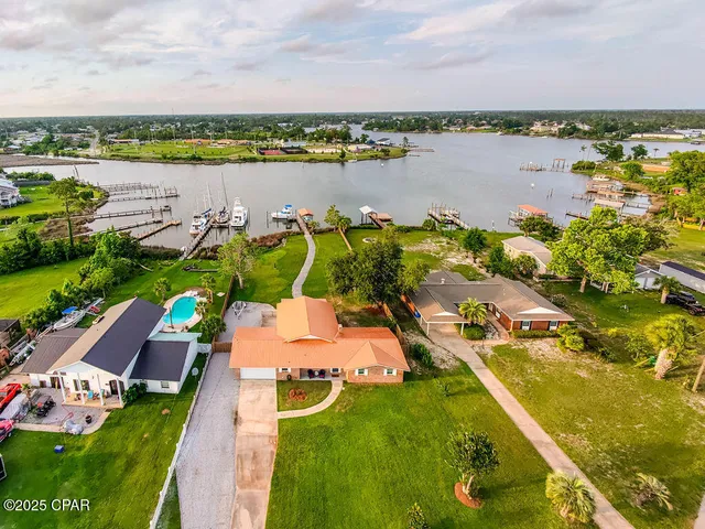 $634,900 | 6905 Hugh Drive, Panama City, FL 32404