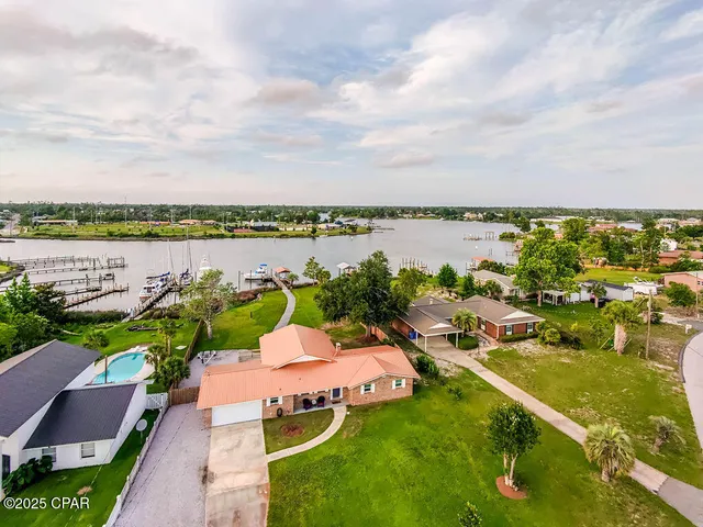 $634,900 | 6905 Hugh Drive, Panama City, FL 32404