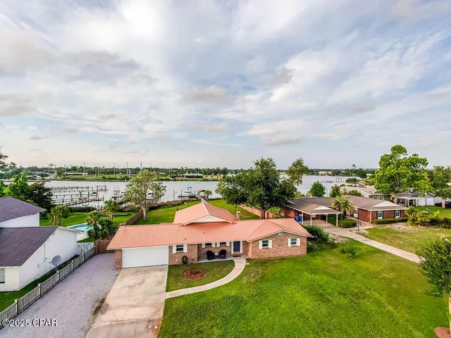 $634,900 | 6905 Hugh Drive, Panama City, FL 32404