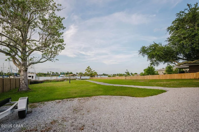 $634,900 | 6905 Hugh Drive, Panama City, FL 32404