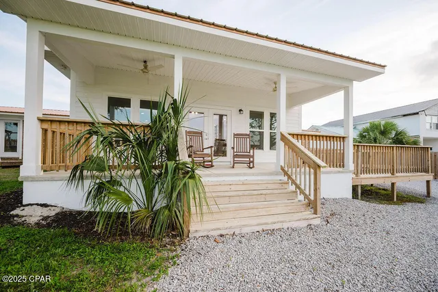 $634,900 | 6905 Hugh Drive, Panama City, FL 32404