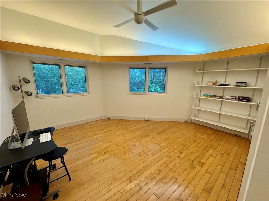 3559 Birchtree Path Cleveland, OH 44121 - Photo 25 of 37 Gallery Image 25