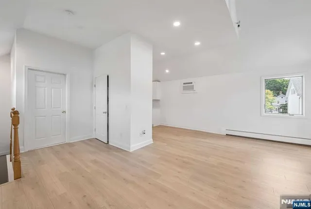 $2,800 | 71 Irvington Street, Westwood, NJ 07675