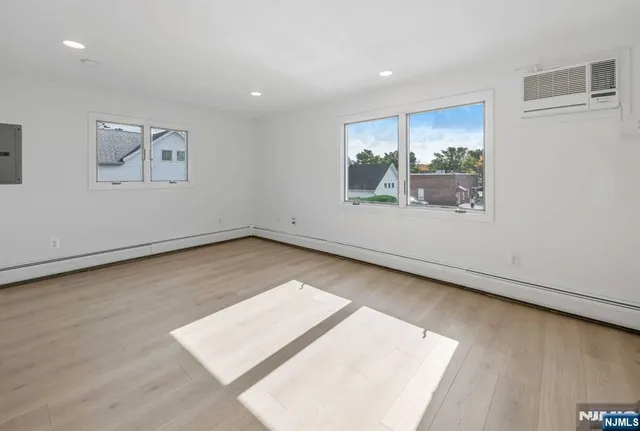 $2,800 | 71 Irvington Street, Westwood, NJ 07675