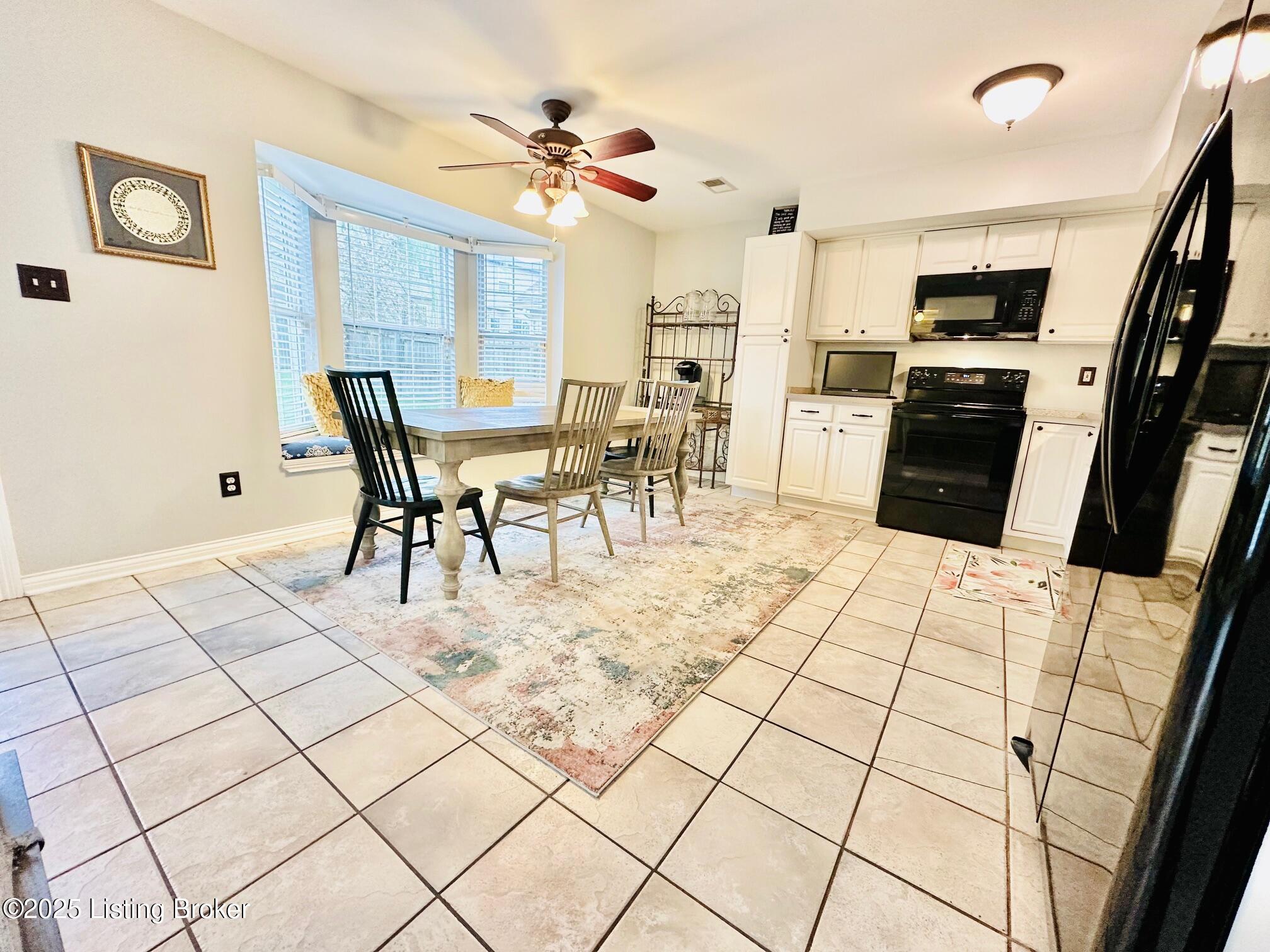 3236 Royal Troon Road Lexington, KY 40509 - Photo 10 of 40 Kitchen 2