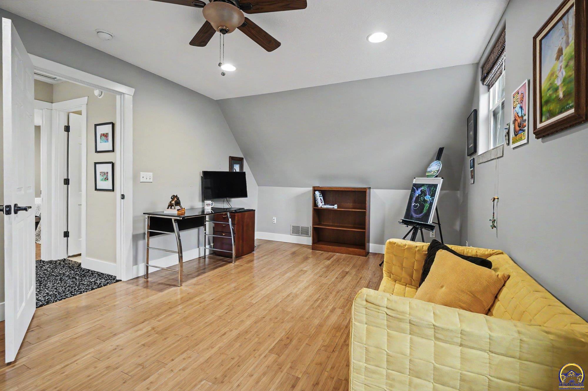 103 Providence Road Lawrence, KS 66049 - Photo 27 of 35