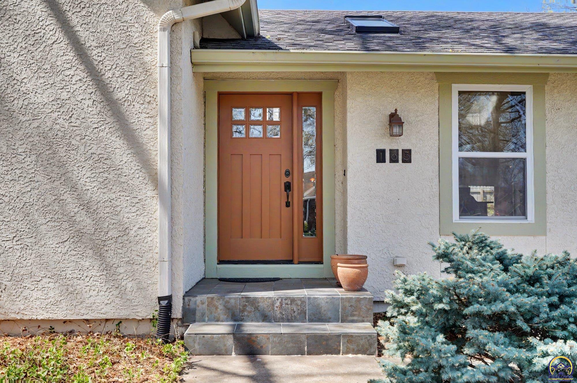 103 Providence Road Lawrence, KS 66049 - Photo 3 of 35