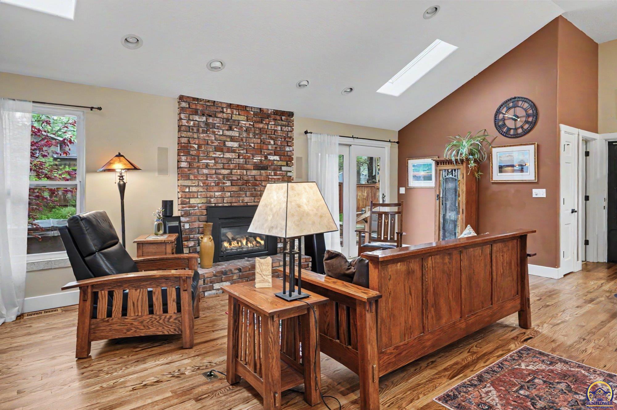 103 Providence Road Lawrence, KS 66049 - Photo 4 of 35