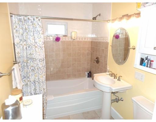 33 Wachusett Road Weymouth, MA 02191 - Photo 12 of 21 Gallery Image 12