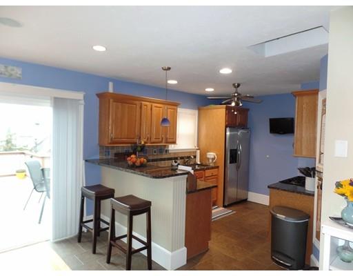 33 Wachusett Road Weymouth, MA 02191 - Photo 3 of 21 Gallery Image 3