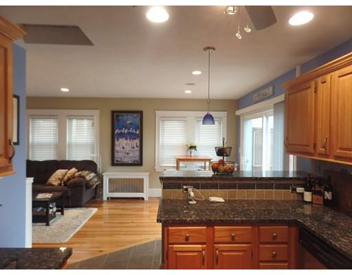 33 Wachusett Road Weymouth, MA 02191 - Photo 5 of 21 Gallery Image 5