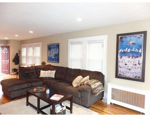 33 Wachusett Road Weymouth, MA 02191 - Photo 7 of 21 Gallery Image 7